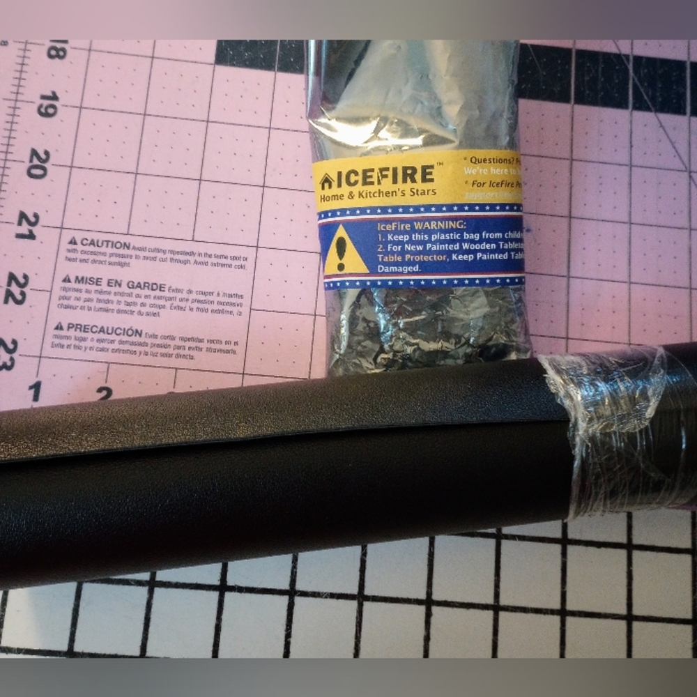 (Sale) Leather desk mats 17" x 36"